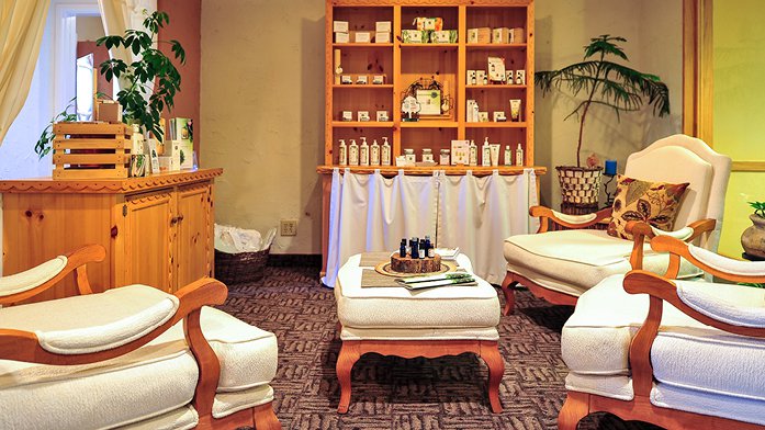 Loading Resort Image...