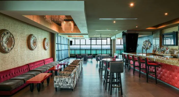 Loading Resort Image...