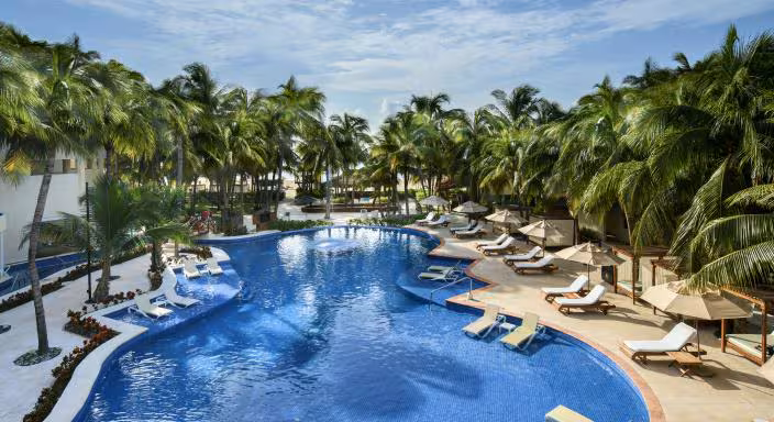 Loading Resort Image...